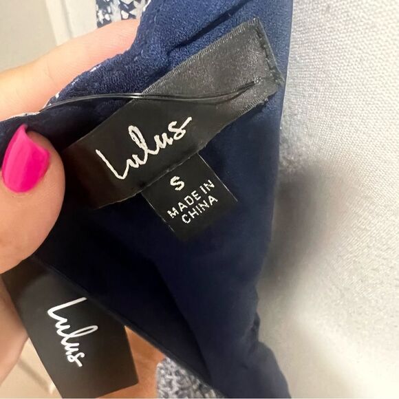 NWT Lulus Navy Blue Paisley Tiered Cutout Midi Dress women's size small - Picture 13 of 15